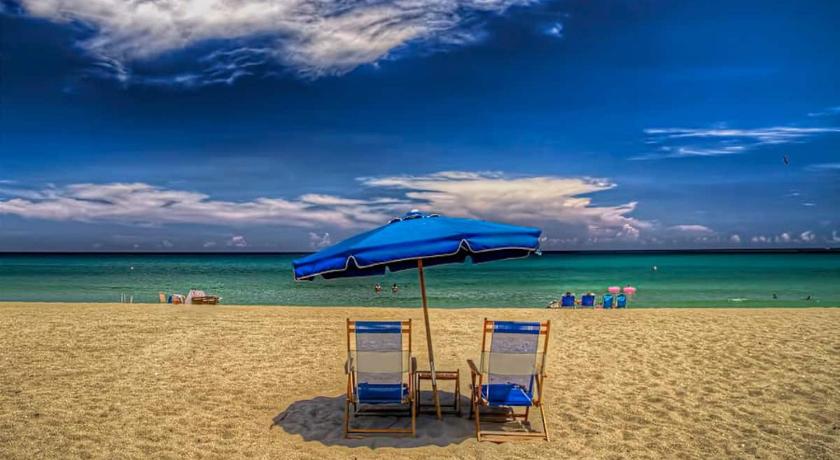 Singer Island Inn photo