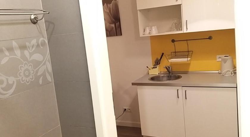 ノヴェ・グトキー Nowe Guty Fun 3つ星 ゲストハウス 客室