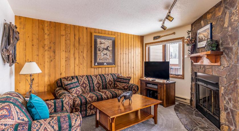 Altitude Adjustment — Hotel in Whitefish (MT)