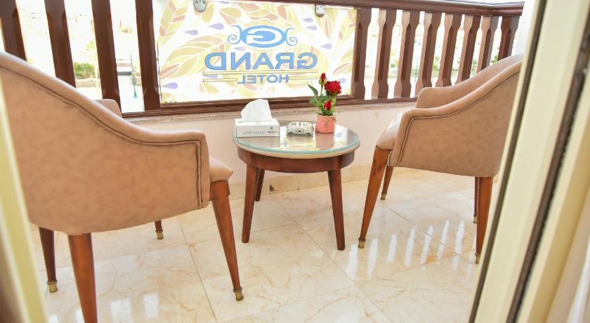 Grand Hotel Ras Elbar photo