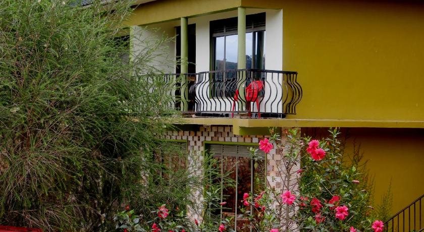 Lake Bunyonyi View Resort photo