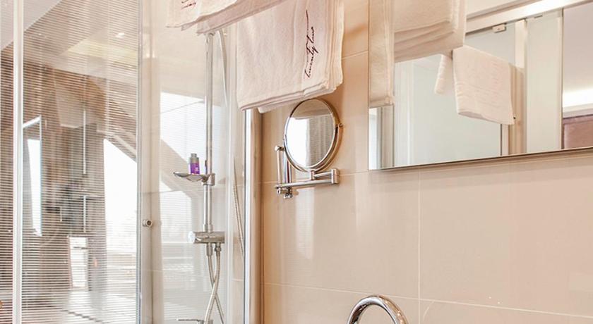 The22 Hotel - image 8