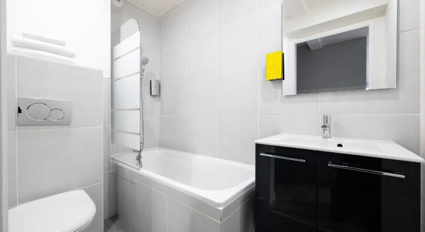 Image of One-Bedroom Apartment (5 Adults) 2