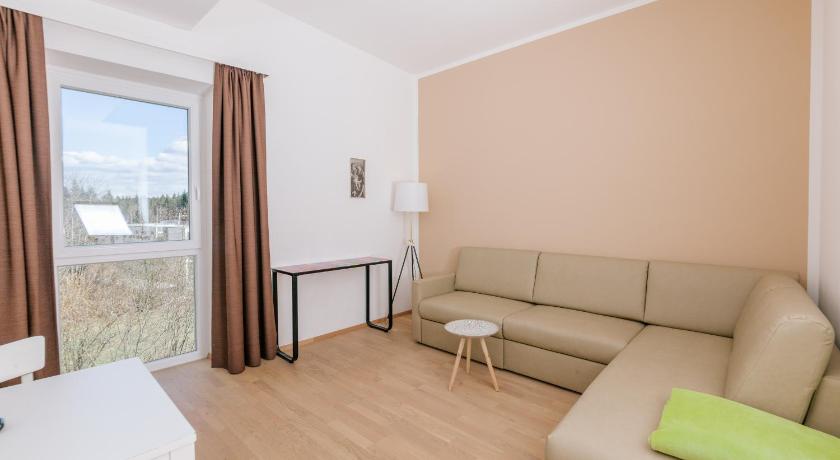 Image of Junior Suite with Garden View 4