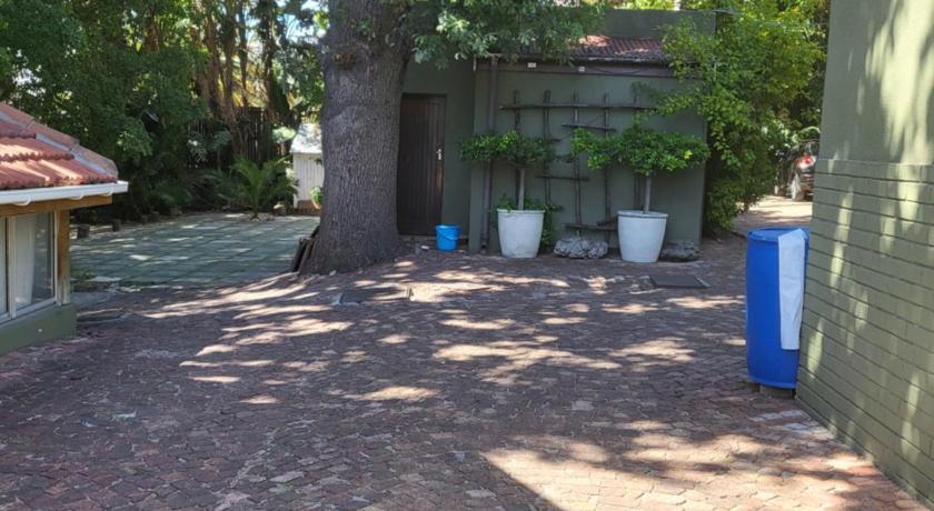 MJ Accommodation Bellville photo