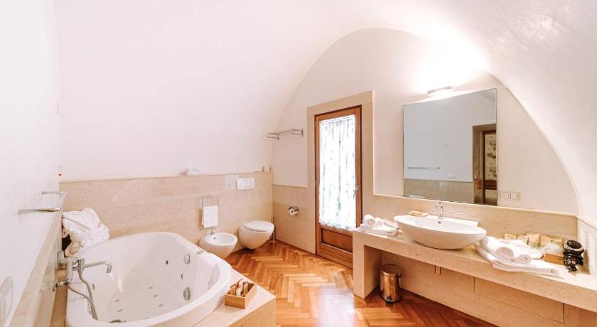 Santa Rosa Relais photo