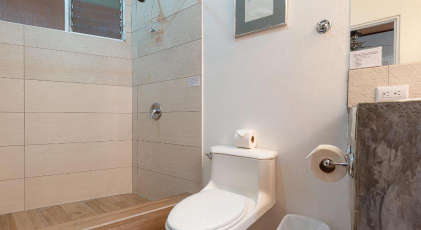 Image of Deluxe Double Room with Balcony 10