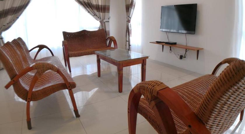 HOMESTAY SD12 CAMERON HIGHLANDS GOLDEN HILL 5BR SEMI D@GOLDEN HILLS NIGHT MARKET photo