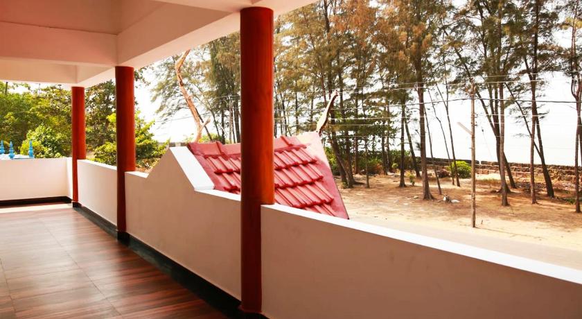 Relax Beach Inn photo