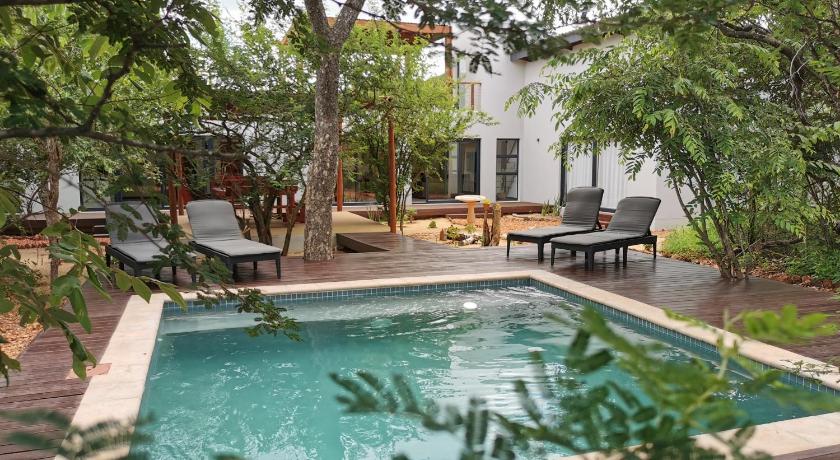 Gem In The Bush Lodge — Hotel in Hoedspruit