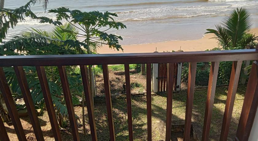 Himana Beach Rest