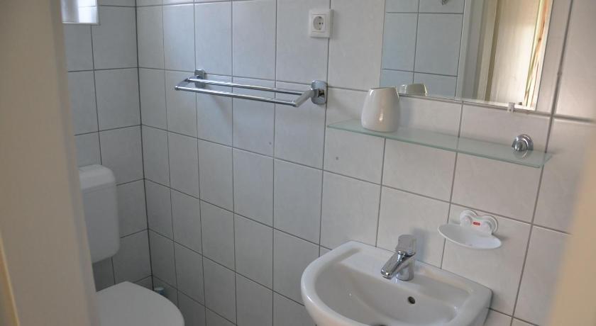 Image of Single Room 2