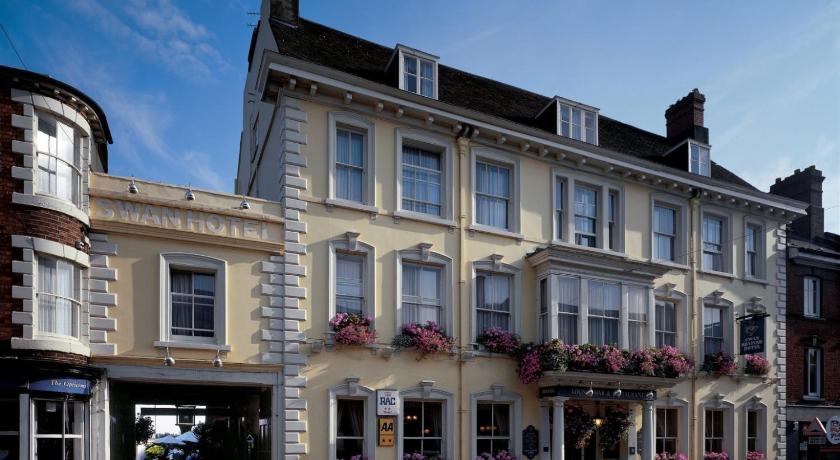 Swan Revived Hotel — Hotel in Milton Keynes