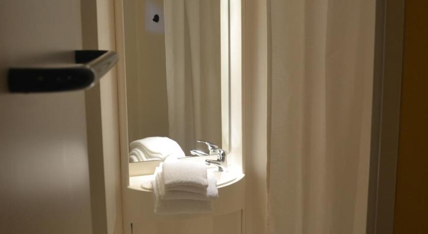 Hotel de France photo