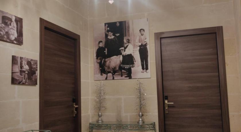 Central 214 Boutique Hotel photo