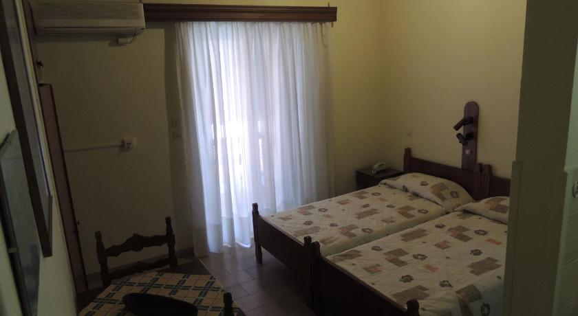Εικόνα για Standard Δίκλινο Δωμάτιο με 2 Μονά Κρεβάτια (Standard Twin Room) 11