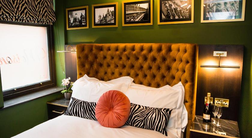Maison Parfaite LS1 - Luxury City Centre Suites photo