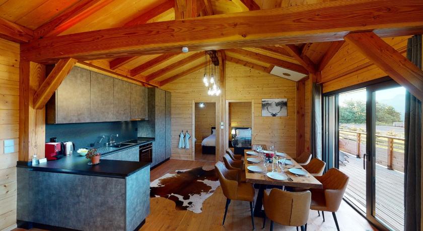 Woodland Village Anzere — Hotel in Anzere