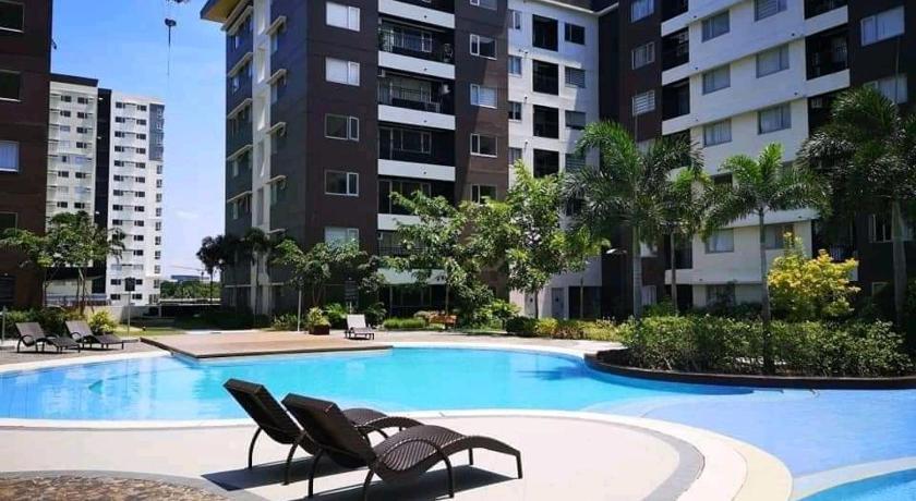 AVIDA ATRIA T2-C short walk mall,esplanade,wifi,netflix,kitchen,pool photo