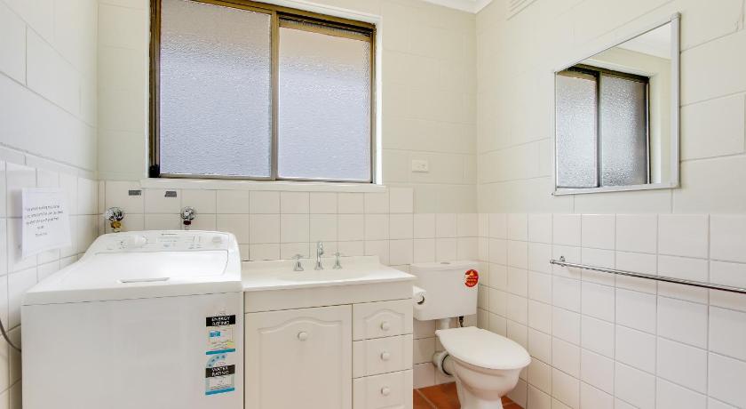 Hybiscus Waterfront Apartments photo