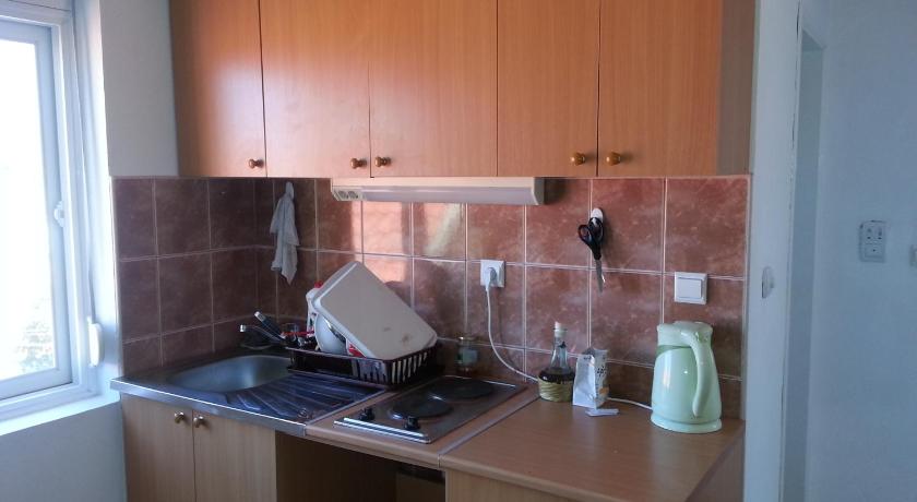 Image of Studio Apartment with Sea View 2