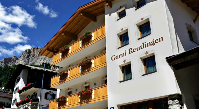 Garni Reutlingen — Hotel in Corvara In Badia