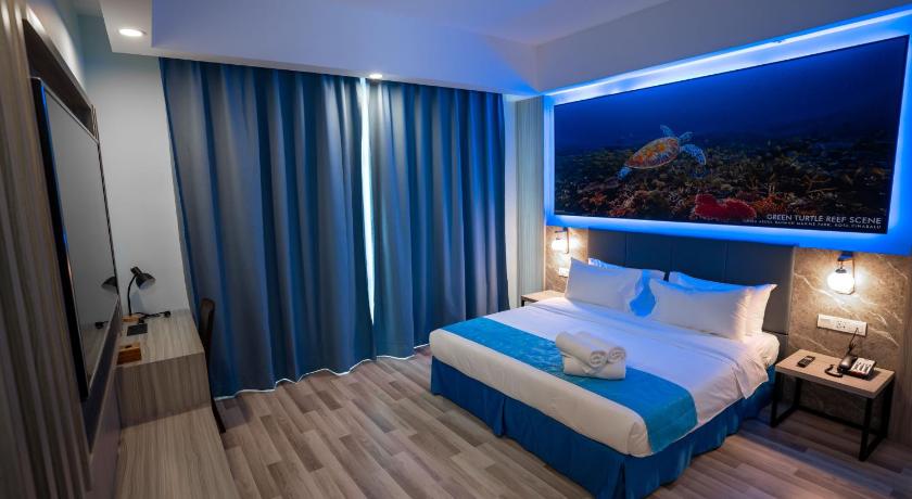 Image of Ocean Themed - Executive Suite 0