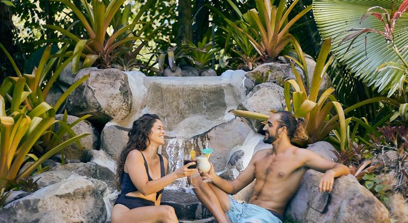 プエルト・ビエホ・デ・タラマンカ Shawandha Lodge 4つ星 ホテル レストラン