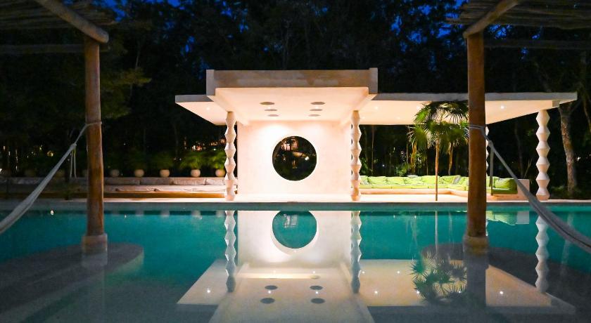 Hotel Holistika Tulum — Hotel in Tulum