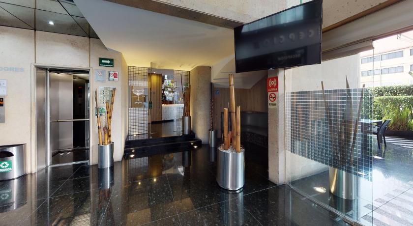 Hotel Patriotismo photo