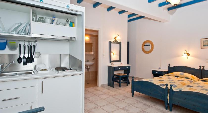 George's beach studios Aliki Paros — Hotel in Paros Island