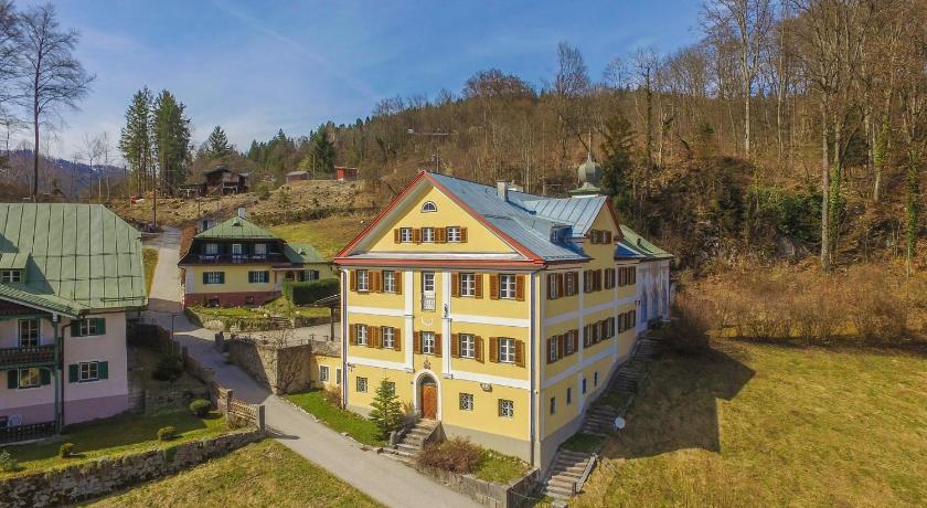 Schloss Furstenstein — Hotel in Berchtesgaden