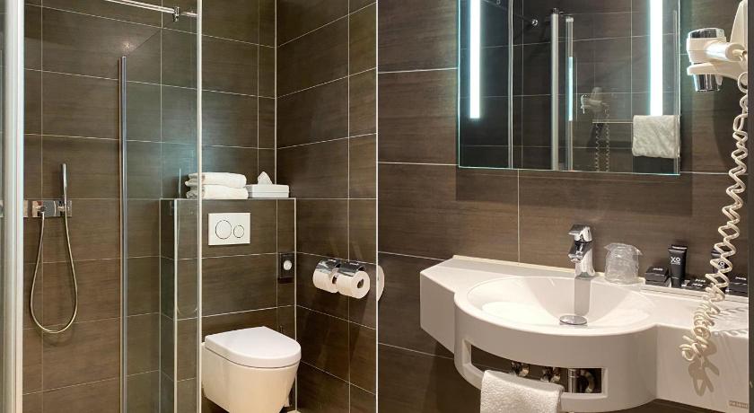 Szoba 2 külön ággyal – ablak nélkül (Twin Room without Window) fotója 2