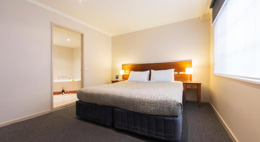 Canberra Parklands Central Apartment Hotel