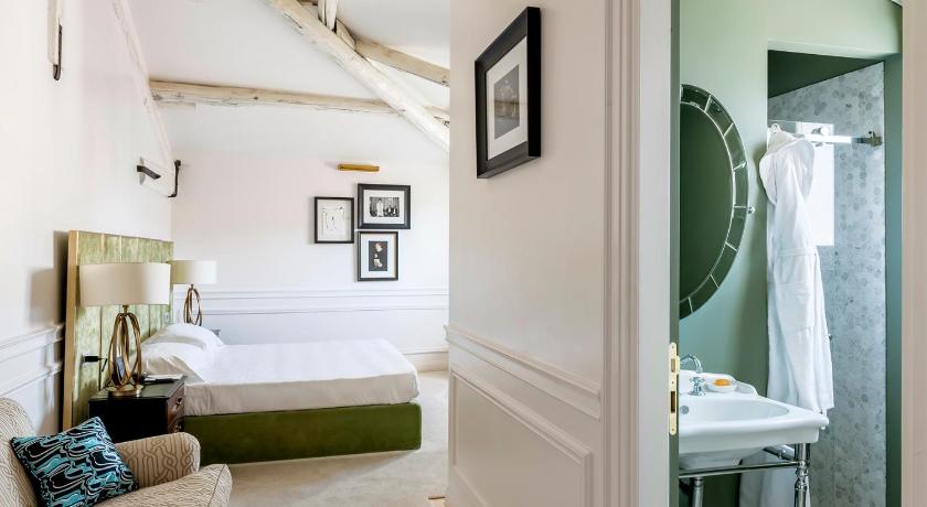 Image of Junior Suite 7