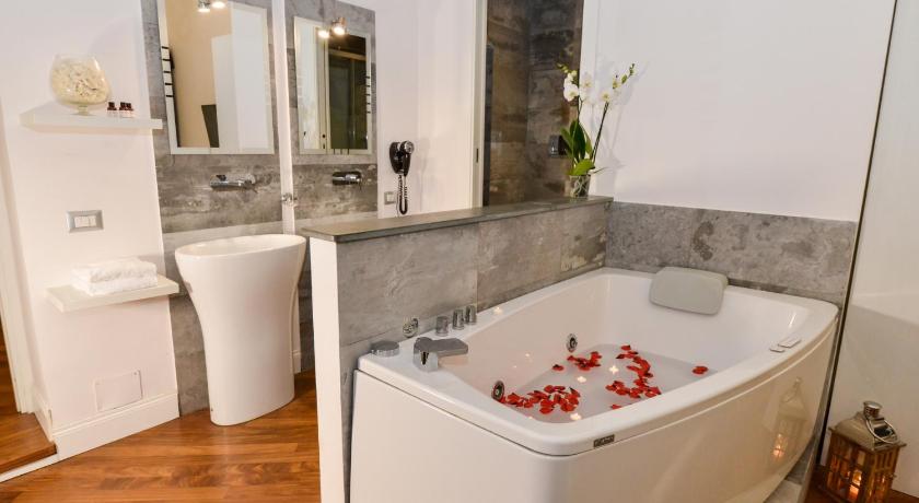 Rome NAVONA VITA SUITES 4-Star Hotel lobby