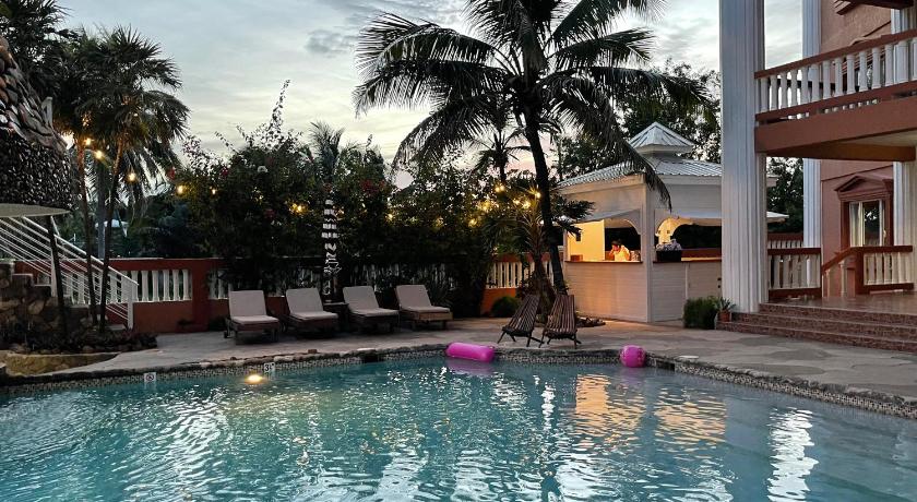 Lighthouse Beach Villas photo