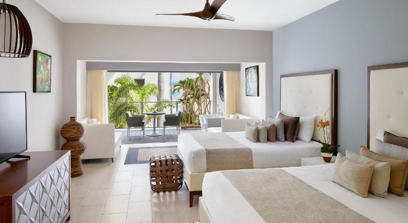 Guestroom, Zoetry Montego Bay - All Inclusive in Montego Bay