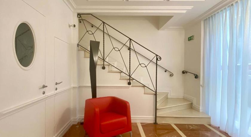 ローマ BB Hotels Smarthotel Bailey's                                                              4つ星 ホテル プール