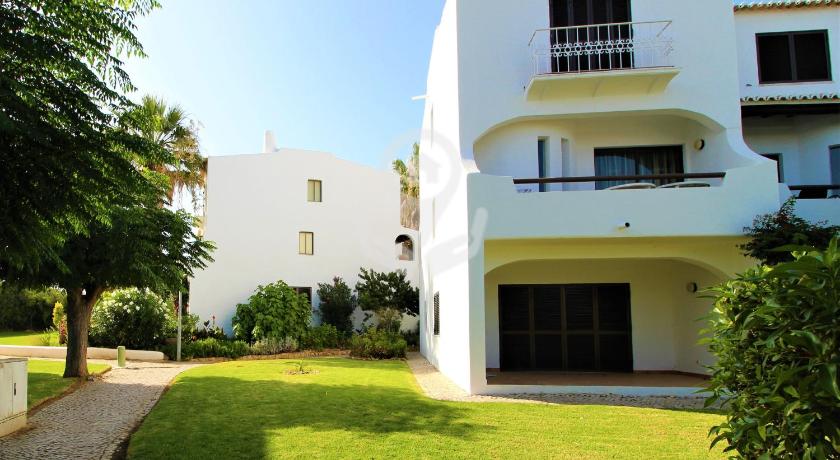 Apartamentos Sao Rafael - Albufeira, Algarve photo