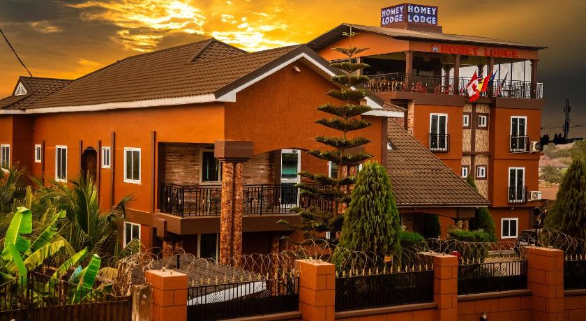Homey Lodge — Hotel in Kenyase