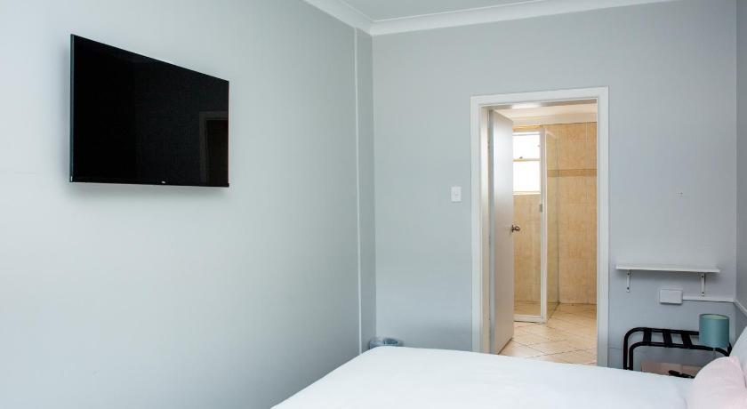 Five Island Hotel photo
