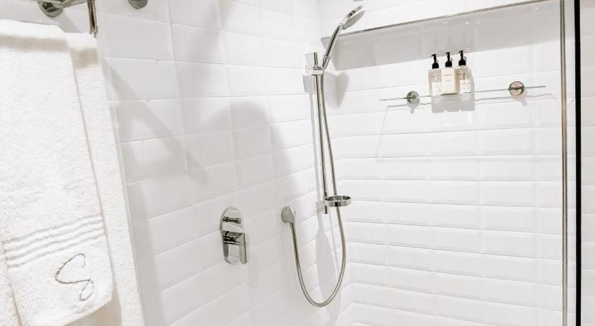 Image of Budget Double Room 8