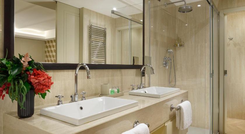Margutta 54 Luxury Suites Hotel photo