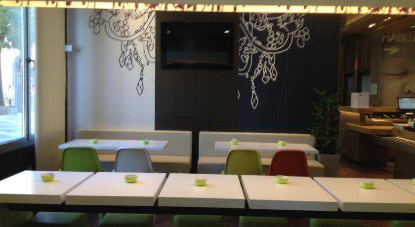 セビリア ibis budget Sevilla Aeropuerto 1つ星 ホテル 施設