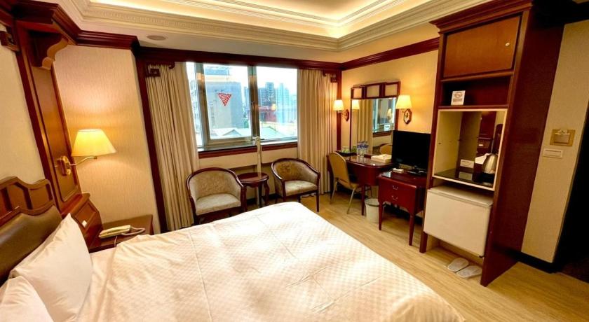 Daxin Hotel - image 11