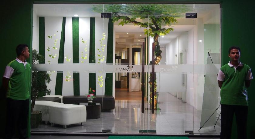 Evan Hotel photo