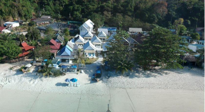 P.P. Blue Sky Resort (SHA Extra Plus) photo