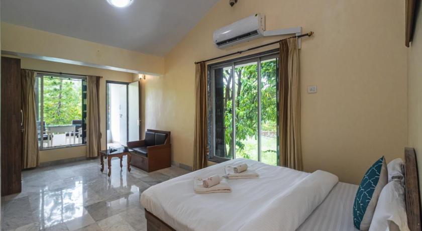 SaffronStays Anugraha, Lonavala - pet-friendly pool villa near Wet N Joy water park photo