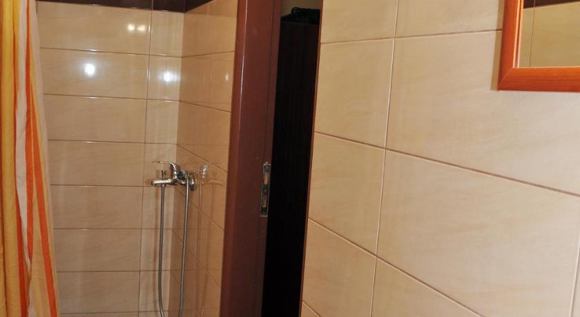 GUESTHOUSE BLOUTSOS ROOMS photo
